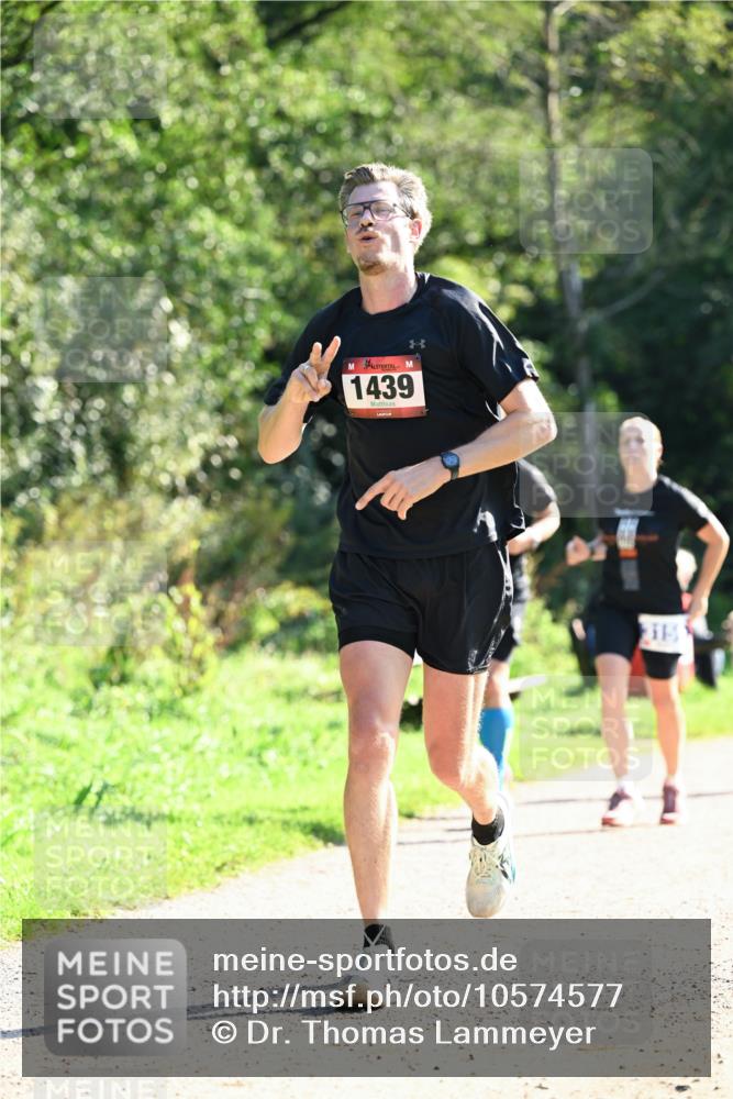 27.09.2026 - 35. Volkslauf durch das schöne Alstertal Dr. Thomas Lammeyer http://msf.ph/oto/10574577 27.09.2026 11:33:07 Laufen 1439, 2115 meine-sportfotos.de