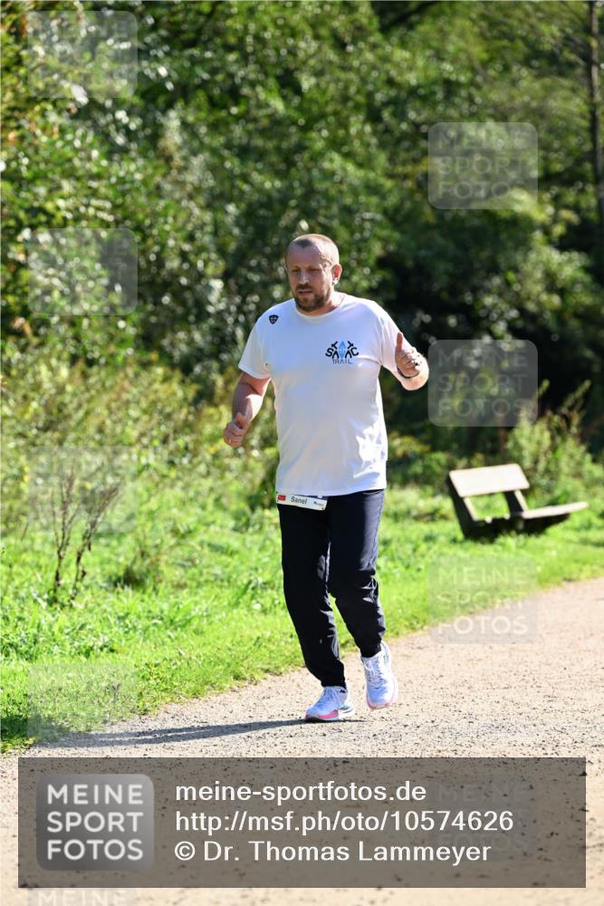 27.09.2026 - 35. Volkslauf durch das schöne Alstertal Dr. Thomas Lammeyer http://msf.ph/oto/10574626 27.09.2026 11:33:35 Laufen  meine-sportfotos.de