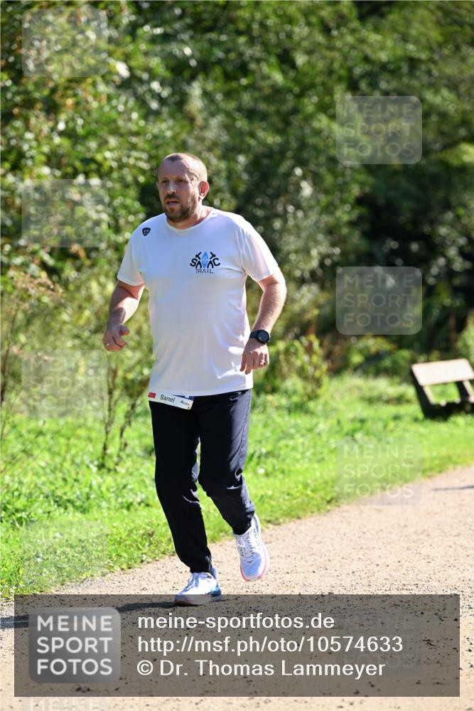 27.09.2026 - 35. Volkslauf durch das schöne Alstertal Dr. Thomas Lammeyer http://msf.ph/oto/10574633 27.09.2026 11:33:36 Laufen  meine-sportfotos.de