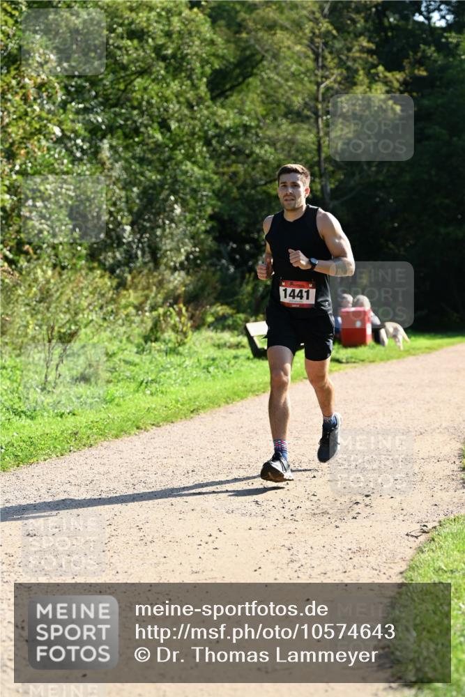 27.09.2026 - 35. Volkslauf durch das schöne Alstertal Dr. Thomas Lammeyer http://msf.ph/oto/10574643 27.09.2026 11:33:38 Laufen 1441 meine-sportfotos.de