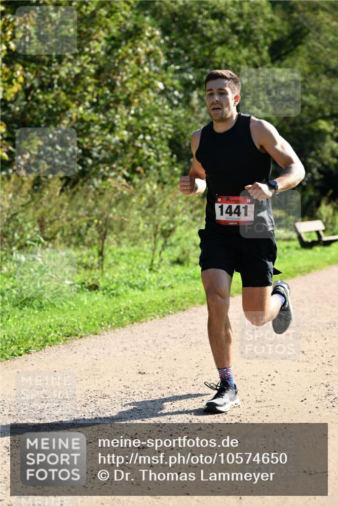 27.09.2026 - 35. Volkslauf durch das schöne Alstertal Dr. Thomas Lammeyer http://msf.ph/oto/10574650 27.09.2026 11:33:39 Laufen 1441 meine-sportfotos.de