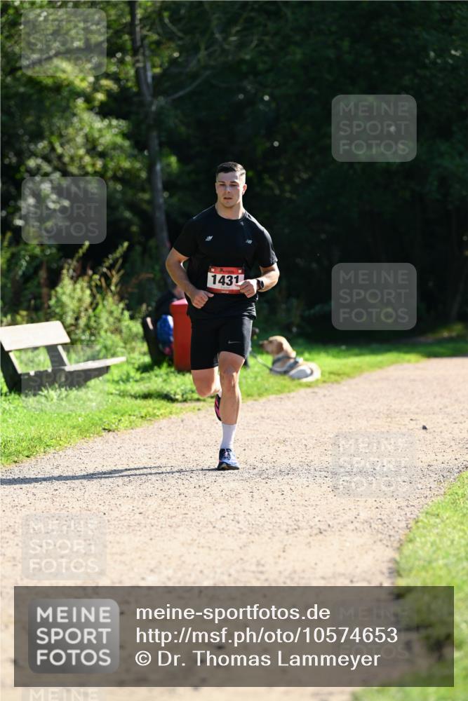 27.09.2026 - 35. Volkslauf durch das schöne Alstertal Dr. Thomas Lammeyer http://msf.ph/oto/10574653 27.09.2026 11:34:03 Laufen 1431 meine-sportfotos.de