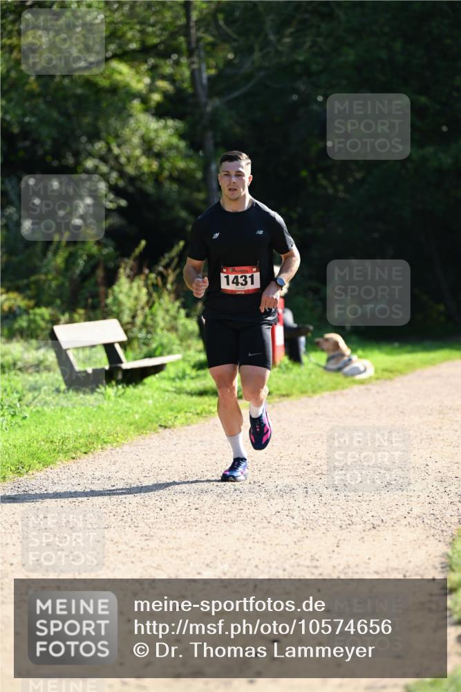 27.09.2026 - 35. Volkslauf durch das schöne Alstertal Dr. Thomas Lammeyer http://msf.ph/oto/10574656 27.09.2026 11:34:03 Laufen 1431 meine-sportfotos.de