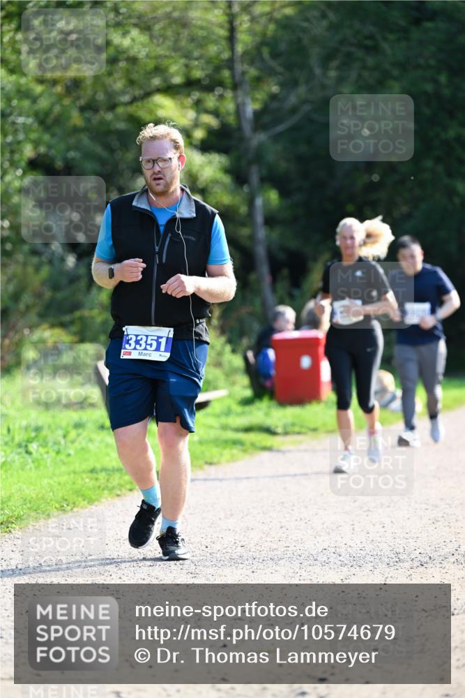 27.09.2026 - 35. Volkslauf durch das schöne Alstertal Dr. Thomas Lammeyer http://msf.ph/oto/10574679 27.09.2026 11:34:14 Laufen 3351 meine-sportfotos.de
