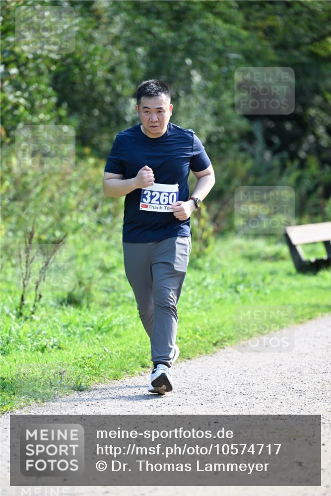 27.09.2026 - 35. Volkslauf durch das schöne Alstertal Dr. Thomas Lammeyer http://msf.ph/oto/10574717 27.09.2026 11:34:20 Laufen 3260 meine-sportfotos.de