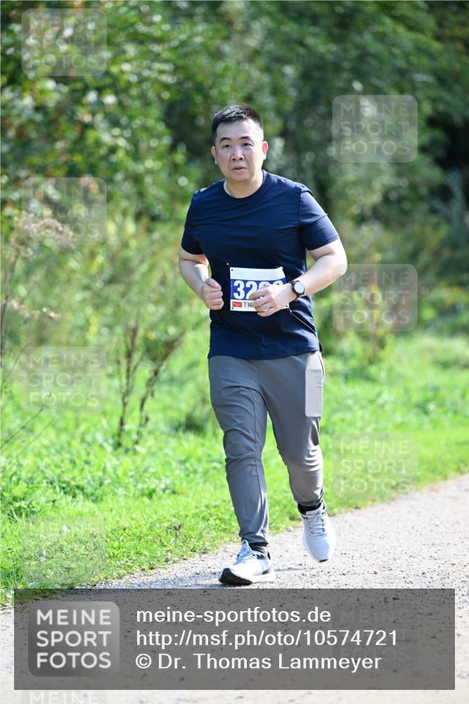 27.09.2026 - 35. Volkslauf durch das schöne Alstertal Dr. Thomas Lammeyer http://msf.ph/oto/10574721 27.09.2026 11:34:20 Laufen 32 meine-sportfotos.de