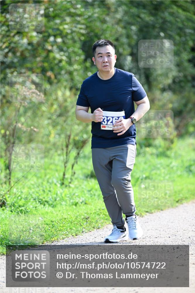 27.09.2026 - 35. Volkslauf durch das schöne Alstertal Dr. Thomas Lammeyer http://msf.ph/oto/10574722 27.09.2026 11:34:20 Laufen 326 meine-sportfotos.de