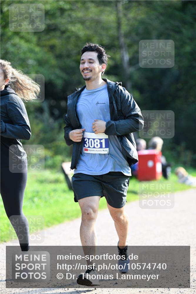 27.09.2026 - 35. Volkslauf durch das schöne Alstertal Dr. Thomas Lammeyer http://msf.ph/oto/10574740 27.09.2026 11:34:24 Laufen 3081 meine-sportfotos.de