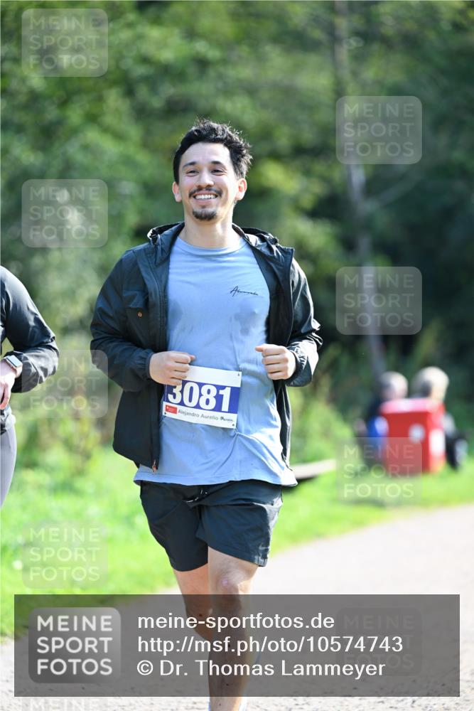 27.09.2026 - 35. Volkslauf durch das schöne Alstertal Dr. Thomas Lammeyer http://msf.ph/oto/10574743 27.09.2026 11:34:24 Laufen 3081 meine-sportfotos.de