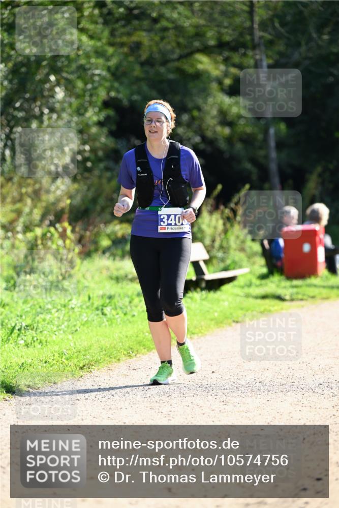 27.09.2026 - 35. Volkslauf durch das schöne Alstertal Dr. Thomas Lammeyer http://msf.ph/oto/10574756 27.09.2026 11:34:50 Laufen 340 meine-sportfotos.de