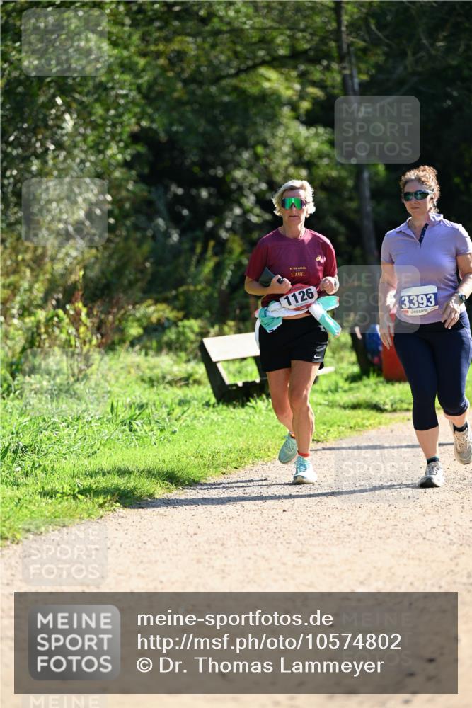 27.09.2026 - 35. Volkslauf durch das schöne Alstertal Dr. Thomas Lammeyer http://msf.ph/oto/10574802 27.09.2026 11:35:00 Laufen 1126, 3393, 1 meine-sportfotos.de