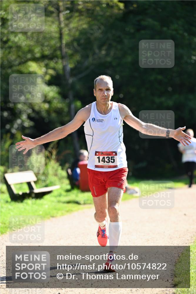 27.09.2026 - 35. Volkslauf durch das schöne Alstertal Dr. Thomas Lammeyer http://msf.ph/oto/10574822 27.09.2026 11:35:03 Laufen 1435 meine-sportfotos.de