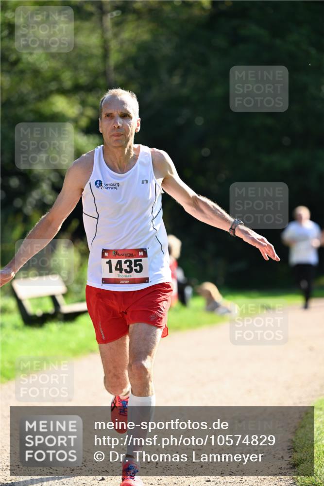 27.09.2026 - 35. Volkslauf durch das schöne Alstertal Dr. Thomas Lammeyer http://msf.ph/oto/10574829 27.09.2026 11:35:04 Laufen 1435 meine-sportfotos.de