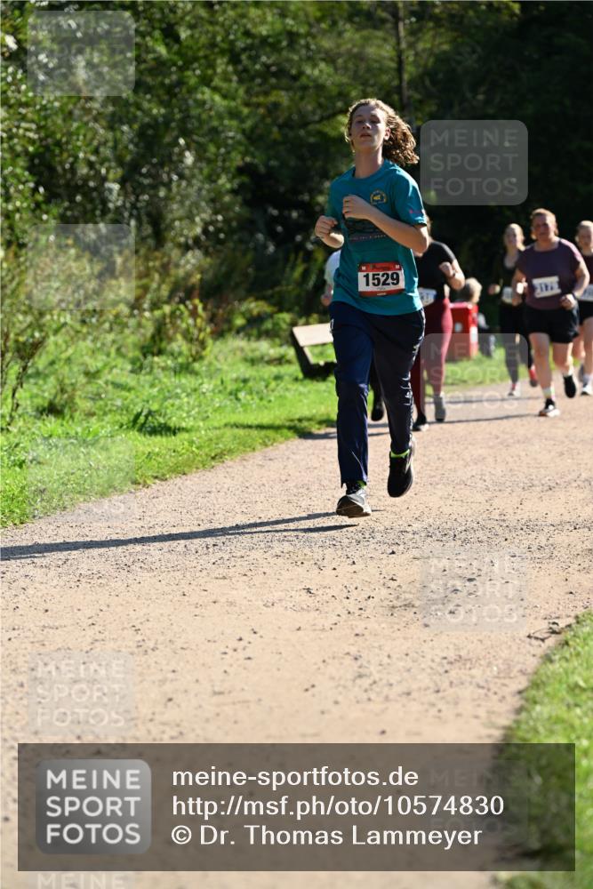 27.09.2026 - 35. Volkslauf durch das schöne Alstertal Dr. Thomas Lammeyer http://msf.ph/oto/10574830 27.09.2026 11:35:10 Laufen 1529 meine-sportfotos.de