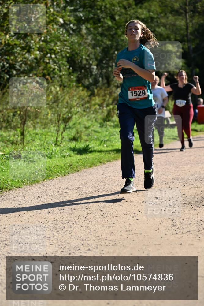 27.09.2026 - 35. Volkslauf durch das schöne Alstertal Dr. Thomas Lammeyer http://msf.ph/oto/10574836 27.09.2026 11:35:10 Laufen 1529 meine-sportfotos.de