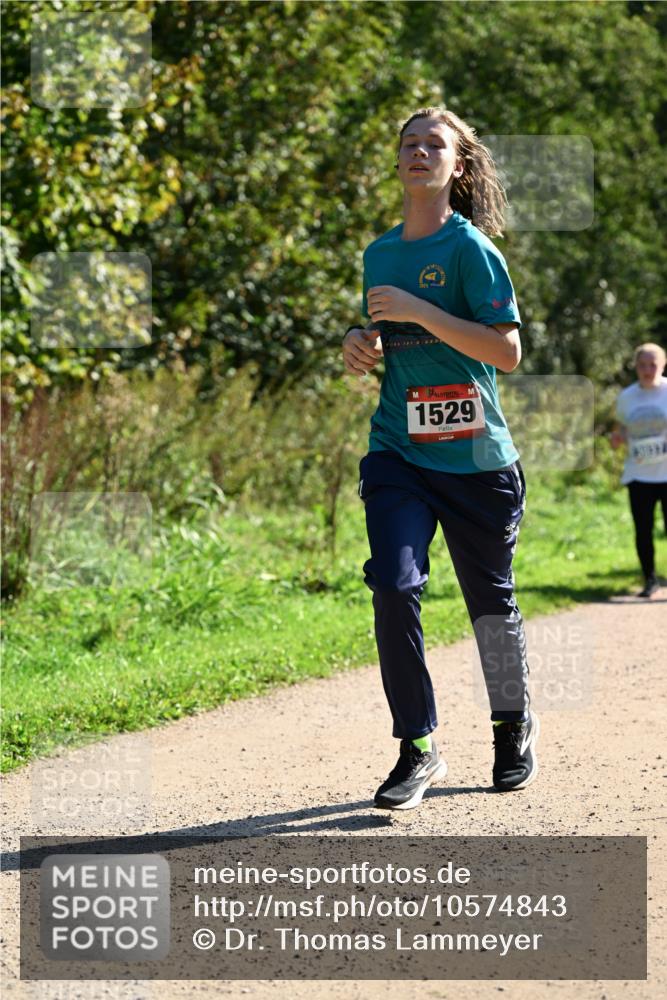 27.09.2026 - 35. Volkslauf durch das schöne Alstertal Dr. Thomas Lammeyer http://msf.ph/oto/10574843 27.09.2026 11:35:11 Laufen 2821, 1529 meine-sportfotos.de