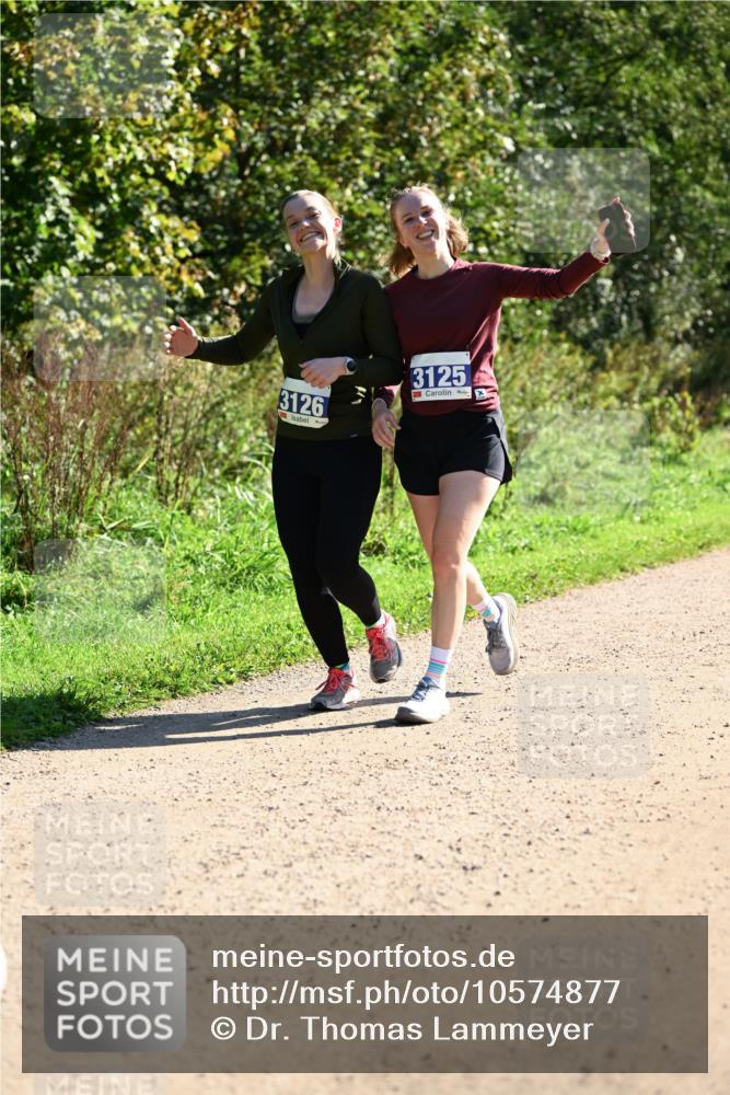 27.09.2026 - 35. Volkslauf durch das schöne Alstertal Dr. Thomas Lammeyer http://msf.ph/oto/10574877 27.09.2026 11:35:16 Laufen 3126, 3125 meine-sportfotos.de