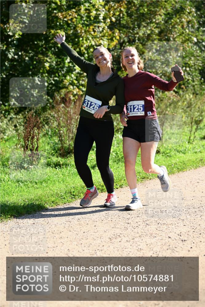 27.09.2026 - 35. Volkslauf durch das schöne Alstertal Dr. Thomas Lammeyer http://msf.ph/oto/10574881 27.09.2026 11:35:17 Laufen 3126, 3125 meine-sportfotos.de