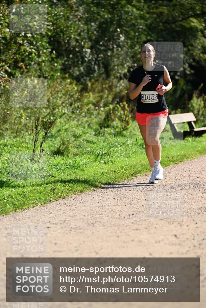 27.09.2026 - 35. Volkslauf durch das schöne Alstertal Dr. Thomas Lammeyer http://msf.ph/oto/10574913 27.09.2026 11:35:28 Laufen 3088 meine-sportfotos.de