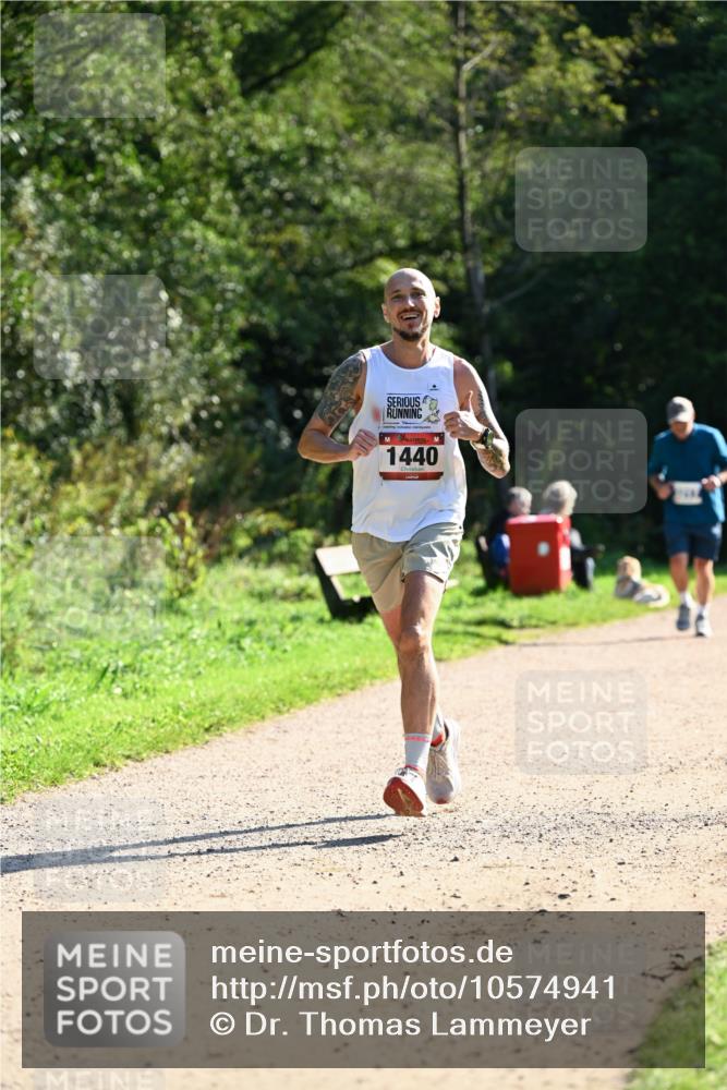 27.09.2026 - 35. Volkslauf durch das schöne Alstertal Dr. Thomas Lammeyer http://msf.ph/oto/10574941 27.09.2026 11:35:36 Laufen 4, 1440 meine-sportfotos.de