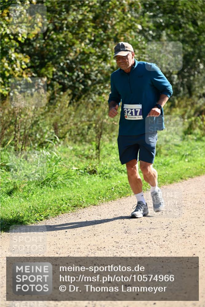 27.09.2026 - 35. Volkslauf durch das schöne Alstertal Dr. Thomas Lammeyer http://msf.ph/oto/10574966 27.09.2026 11:35:43 Laufen 3217 meine-sportfotos.de