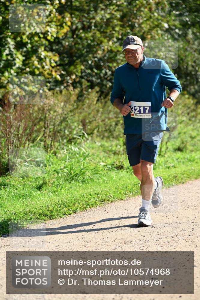 27.09.2026 - 35. Volkslauf durch das schöne Alstertal Dr. Thomas Lammeyer http://msf.ph/oto/10574968 27.09.2026 11:35:43 Laufen 3217 meine-sportfotos.de