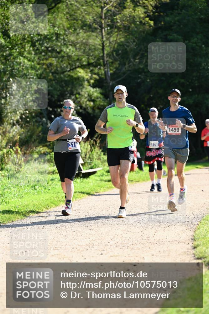 27.09.2026 - 35. Volkslauf durch das schöne Alstertal Dr. Thomas Lammeyer http://msf.ph/oto/10575013 27.09.2026 11:35:54 Laufen 314, 3170, 1459 meine-sportfotos.de
