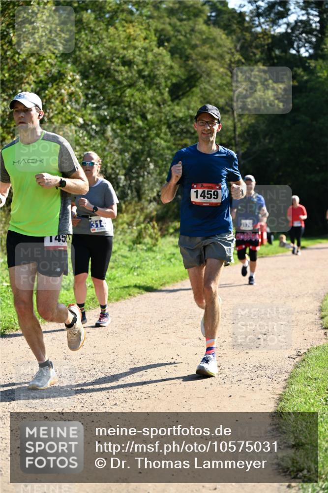 27.09.2026 - 35. Volkslauf durch das schöne Alstertal Dr. Thomas Lammeyer http://msf.ph/oto/10575031 27.09.2026 11:35:57 Laufen 1450, 314, 1459, 3170 meine-sportfotos.de