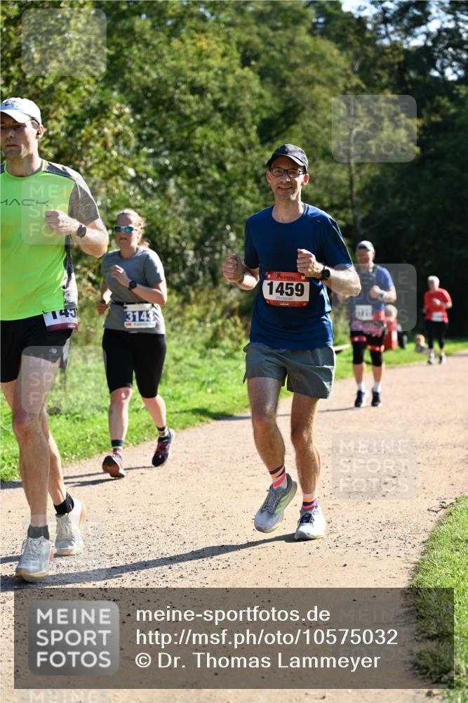 27.09.2026 - 35. Volkslauf durch das schöne Alstertal Dr. Thomas Lammeyer http://msf.ph/oto/10575032 27.09.2026 11:35:57 Laufen 749, 3143, 1459 meine-sportfotos.de