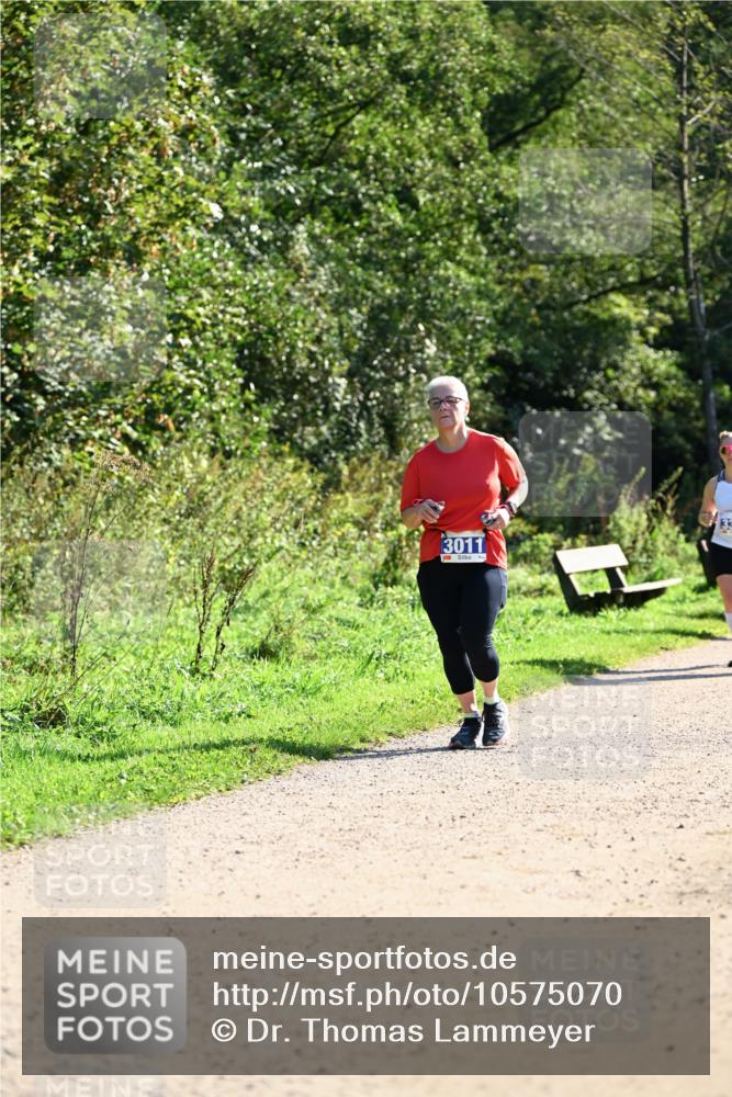 27.09.2026 - 35. Volkslauf durch das schöne Alstertal Dr. Thomas Lammeyer http://msf.ph/oto/10575070 27.09.2026 11:36:02 Laufen 3011, 3 meine-sportfotos.de