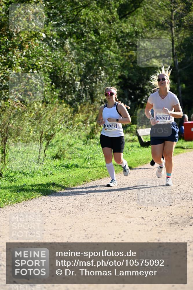 27.09.2026 - 35. Volkslauf durch das schöne Alstertal Dr. Thomas Lammeyer http://msf.ph/oto/10575092 27.09.2026 11:36:05 Laufen 3338, 3337 meine-sportfotos.de