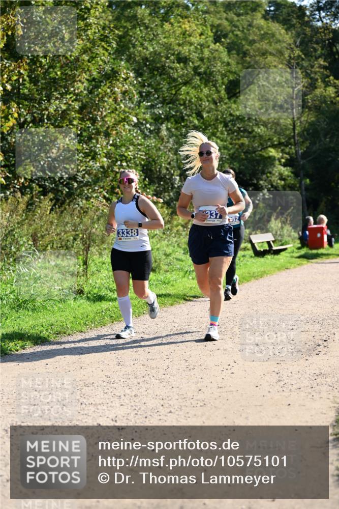 27.09.2026 - 35. Volkslauf durch das schöne Alstertal Dr. Thomas Lammeyer http://msf.ph/oto/10575101 27.09.2026 11:36:07 Laufen 3338, 337, 252 meine-sportfotos.de