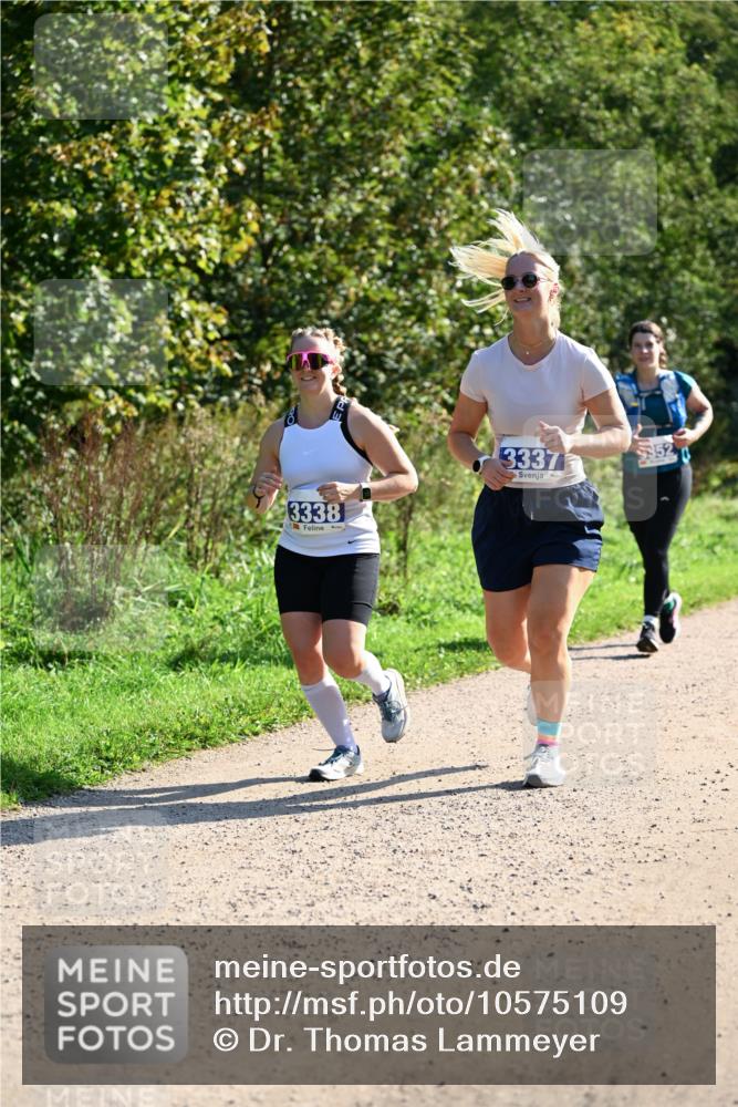 27.09.2026 - 35. Volkslauf durch das schöne Alstertal Dr. Thomas Lammeyer http://msf.ph/oto/10575109 27.09.2026 11:36:07 Laufen 3338, 3337 meine-sportfotos.de