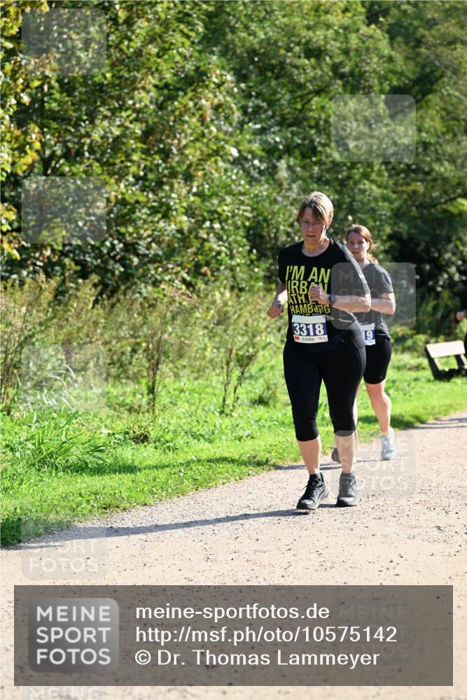 27.09.2026 - 35. Volkslauf durch das schöne Alstertal Dr. Thomas Lammeyer http://msf.ph/oto/10575142 27.09.2026 11:36:13 Laufen 3318, 19 meine-sportfotos.de