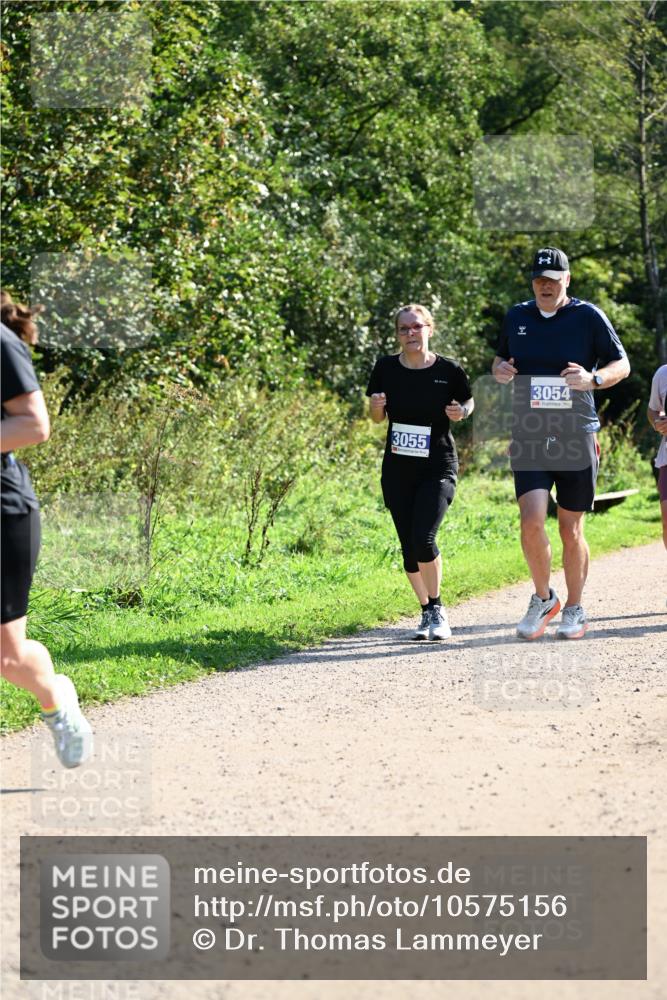 27.09.2026 - 35. Volkslauf durch das schöne Alstertal Dr. Thomas Lammeyer http://msf.ph/oto/10575156 27.09.2026 11:36:15 Laufen 3055, 3054 meine-sportfotos.de