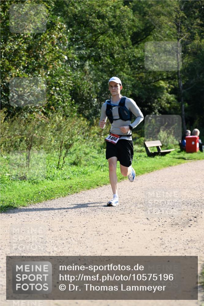 27.09.2026 - 35. Volkslauf durch das schöne Alstertal Dr. Thomas Lammeyer http://msf.ph/oto/10575196 27.09.2026 11:36:28 Laufen 1458 meine-sportfotos.de