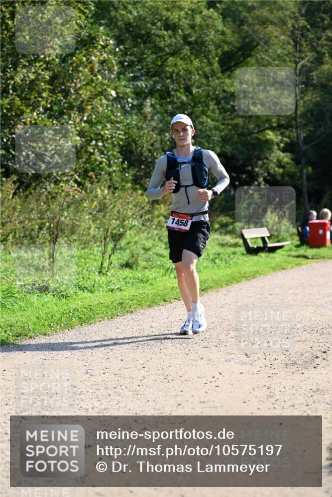 27.09.2026 - 35. Volkslauf durch das schöne Alstertal Dr. Thomas Lammeyer http://msf.ph/oto/10575197 27.09.2026 11:36:28 Laufen 1458 meine-sportfotos.de