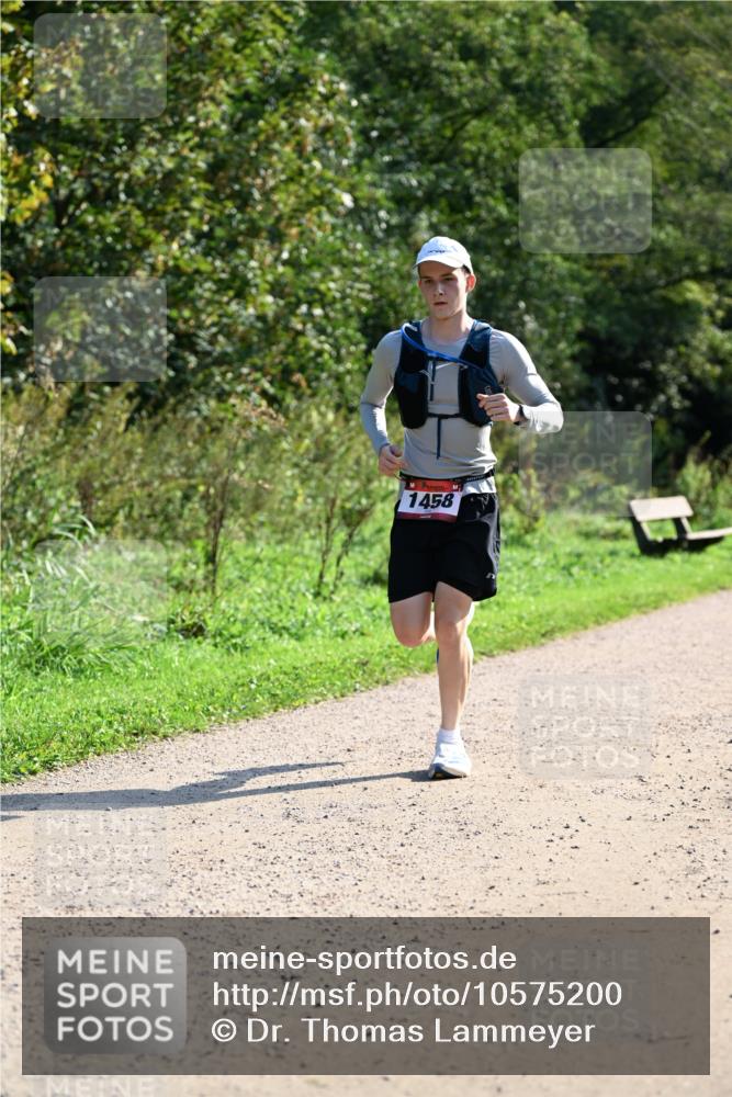 27.09.2026 - 35. Volkslauf durch das schöne Alstertal Dr. Thomas Lammeyer http://msf.ph/oto/10575200 27.09.2026 11:36:28 Laufen 1458 meine-sportfotos.de