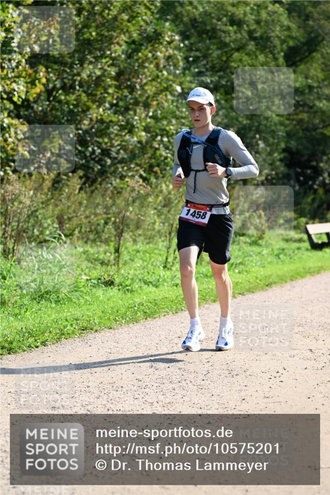 27.09.2026 - 35. Volkslauf durch das schöne Alstertal Dr. Thomas Lammeyer http://msf.ph/oto/10575201 27.09.2026 11:36:28 Laufen 1458 meine-sportfotos.de