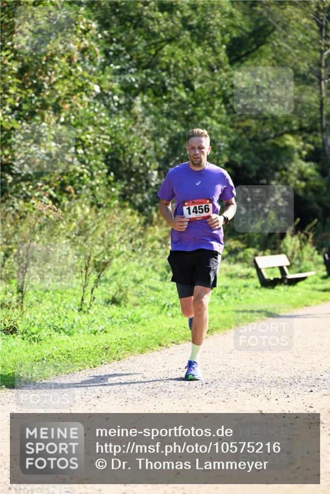 27.09.2026 - 35. Volkslauf durch das schöne Alstertal Dr. Thomas Lammeyer http://msf.ph/oto/10575216 27.09.2026 11:36:35 Laufen 1456 meine-sportfotos.de