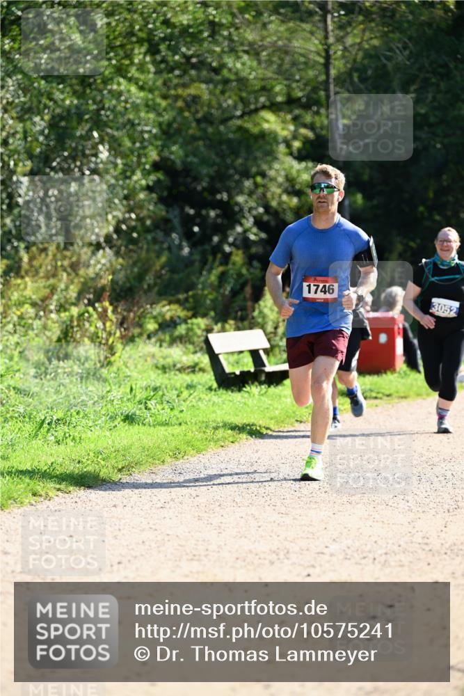 27.09.2026 - 35. Volkslauf durch das schöne Alstertal Dr. Thomas Lammeyer http://msf.ph/oto/10575241 27.09.2026 11:36:39 Laufen 1746, 3052 meine-sportfotos.de