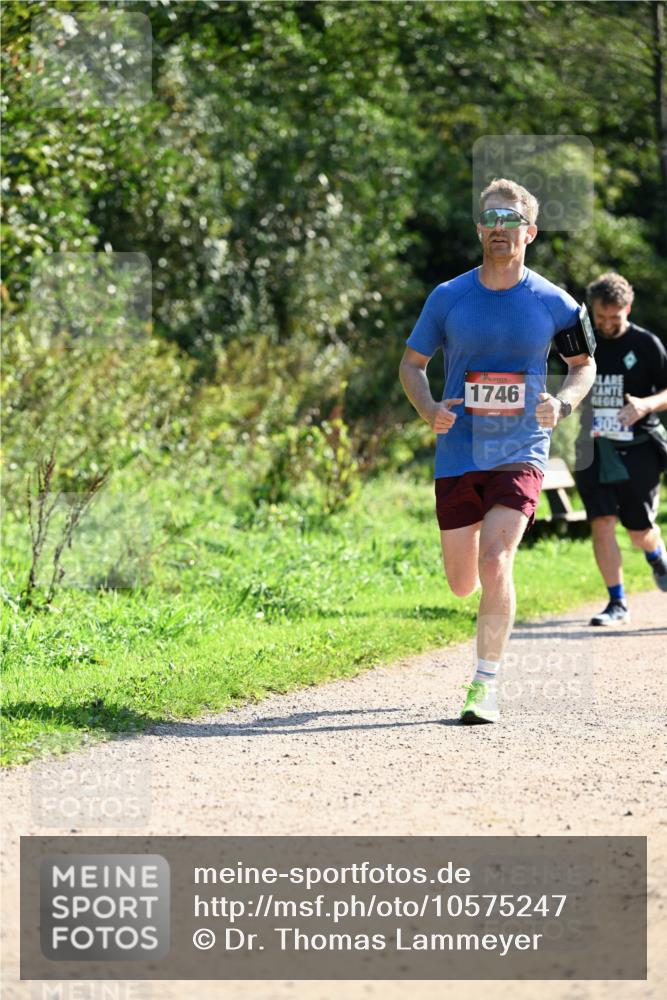 27.09.2026 - 35. Volkslauf durch das schöne Alstertal Dr. Thomas Lammeyer http://msf.ph/oto/10575247 27.09.2026 11:36:40 Laufen 1746 meine-sportfotos.de