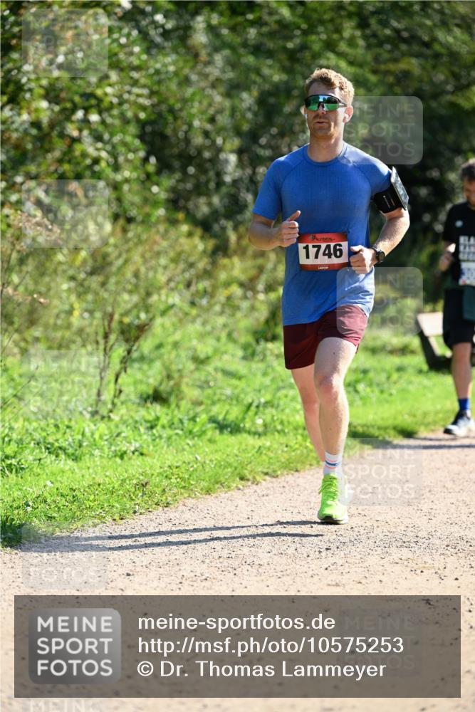 27.09.2026 - 35. Volkslauf durch das schöne Alstertal Dr. Thomas Lammeyer http://msf.ph/oto/10575253 27.09.2026 11:36:41 Laufen 1746 meine-sportfotos.de