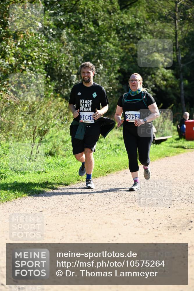 27.09.2026 - 35. Volkslauf durch das schöne Alstertal Dr. Thomas Lammeyer http://msf.ph/oto/10575264 27.09.2026 11:36:43 Laufen 3051, 3052 meine-sportfotos.de