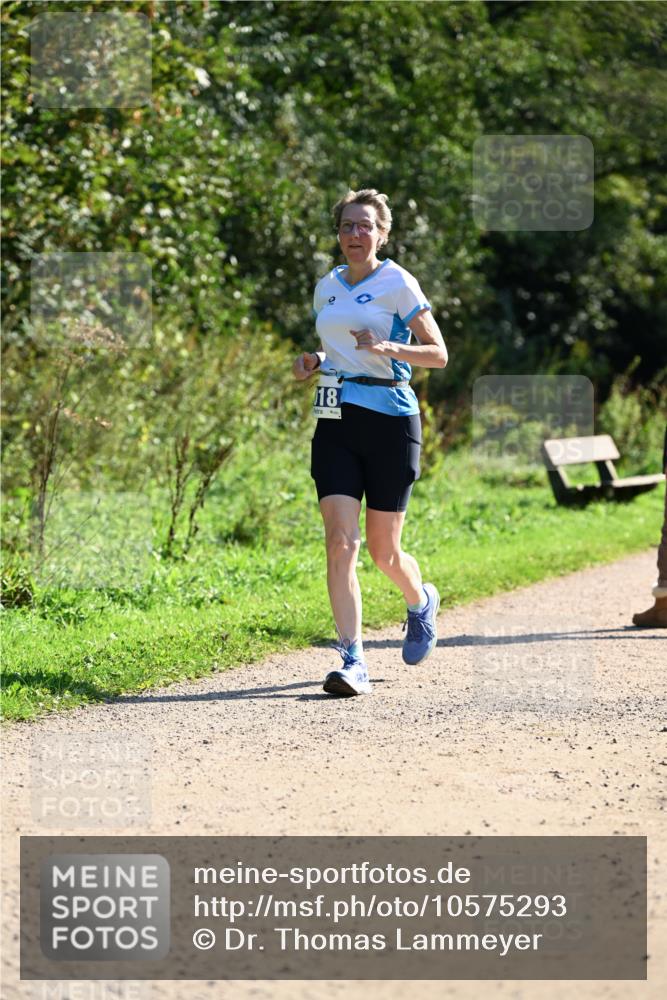 27.09.2026 - 35. Volkslauf durch das schöne Alstertal Dr. Thomas Lammeyer http://msf.ph/oto/10575293 27.09.2026 11:36:57 Laufen 18 meine-sportfotos.de