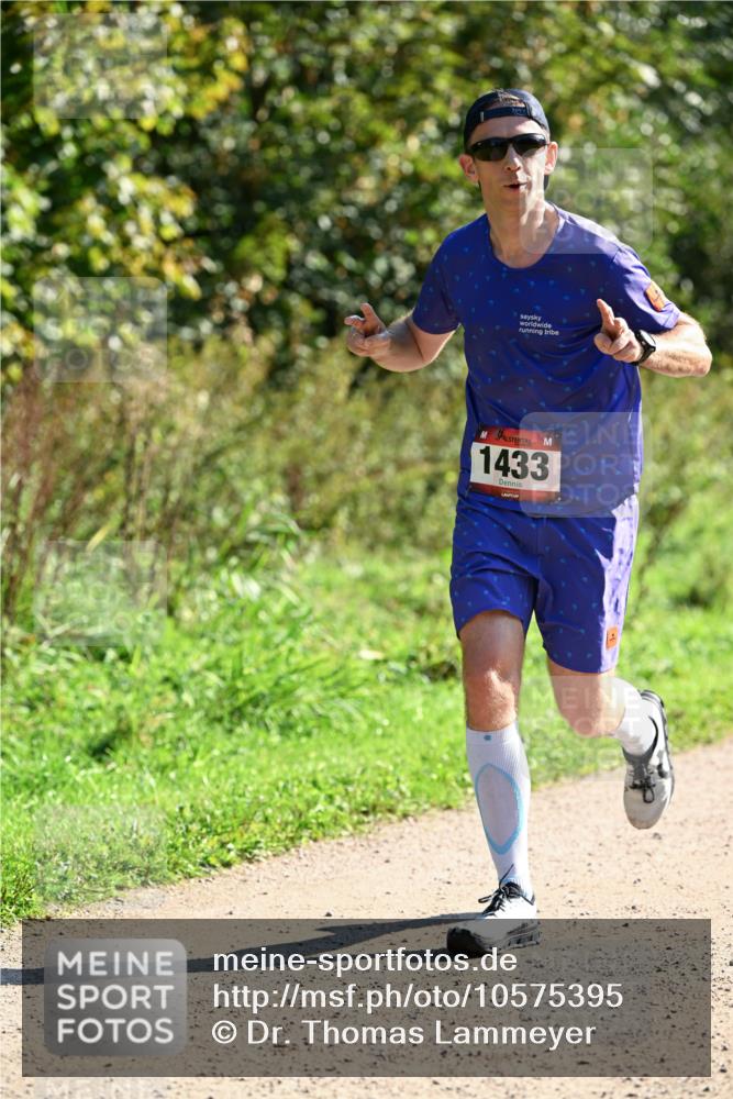 27.09.2026 - 35. Volkslauf durch das schöne Alstertal Dr. Thomas Lammeyer http://msf.ph/oto/10575395 27.09.2026 11:37:42 Laufen 1433 meine-sportfotos.de