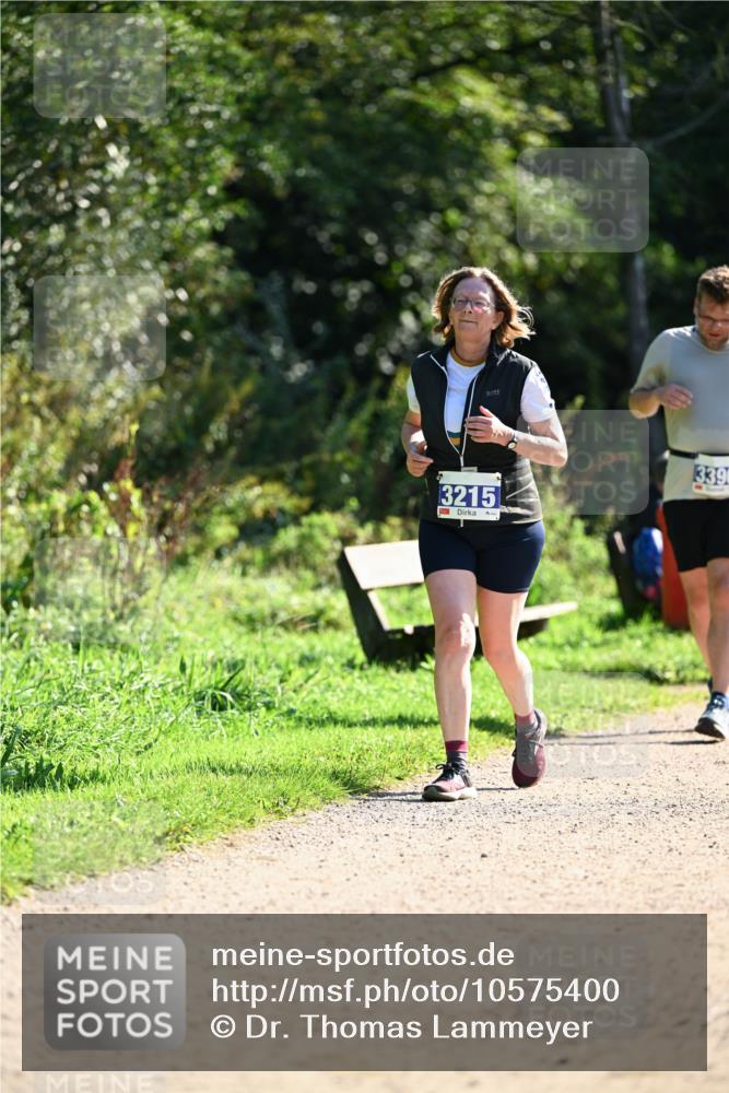 27.09.2026 - 35. Volkslauf durch das schöne Alstertal Dr. Thomas Lammeyer http://msf.ph/oto/10575400 27.09.2026 11:37:47 Laufen 3215, 339 meine-sportfotos.de