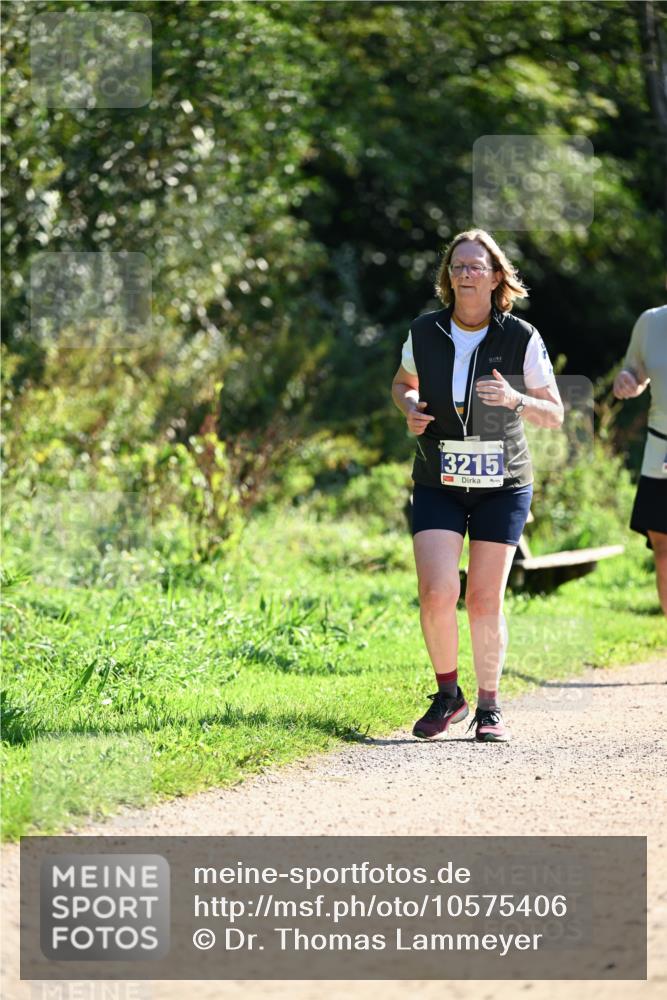 27.09.2026 - 35. Volkslauf durch das schöne Alstertal Dr. Thomas Lammeyer http://msf.ph/oto/10575406 27.09.2026 11:37:48 Laufen 3215 meine-sportfotos.de