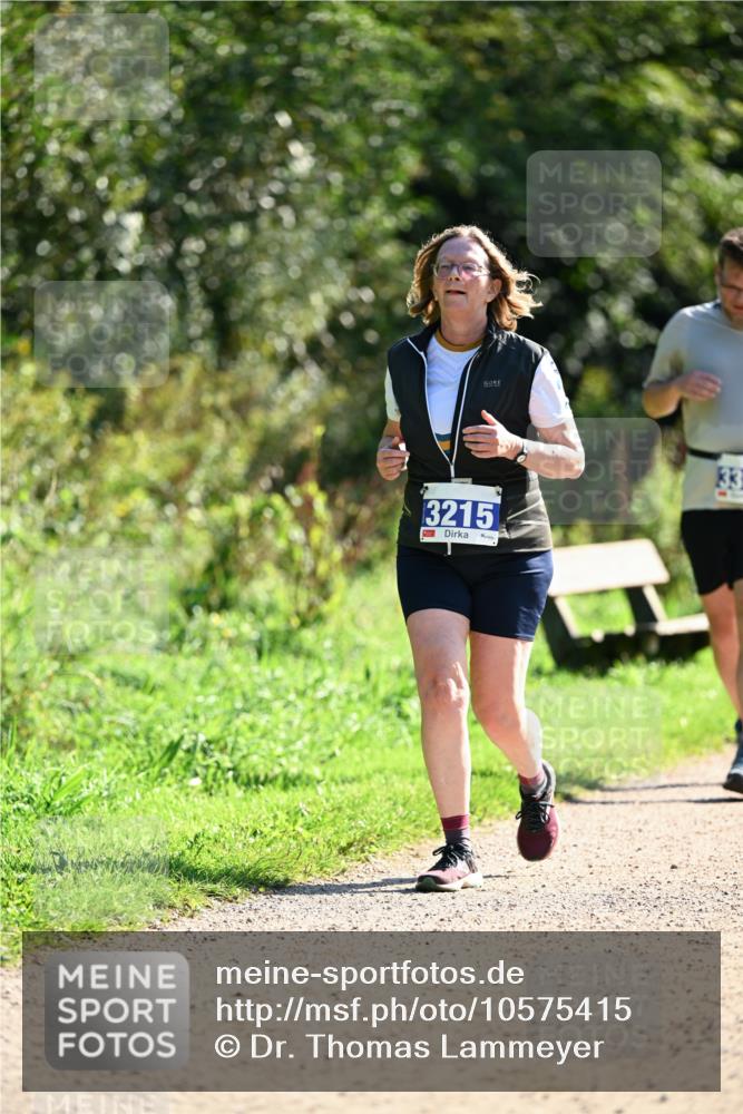 27.09.2026 - 35. Volkslauf durch das schöne Alstertal Dr. Thomas Lammeyer http://msf.ph/oto/10575415 27.09.2026 11:37:49 Laufen 3215, 33 meine-sportfotos.de