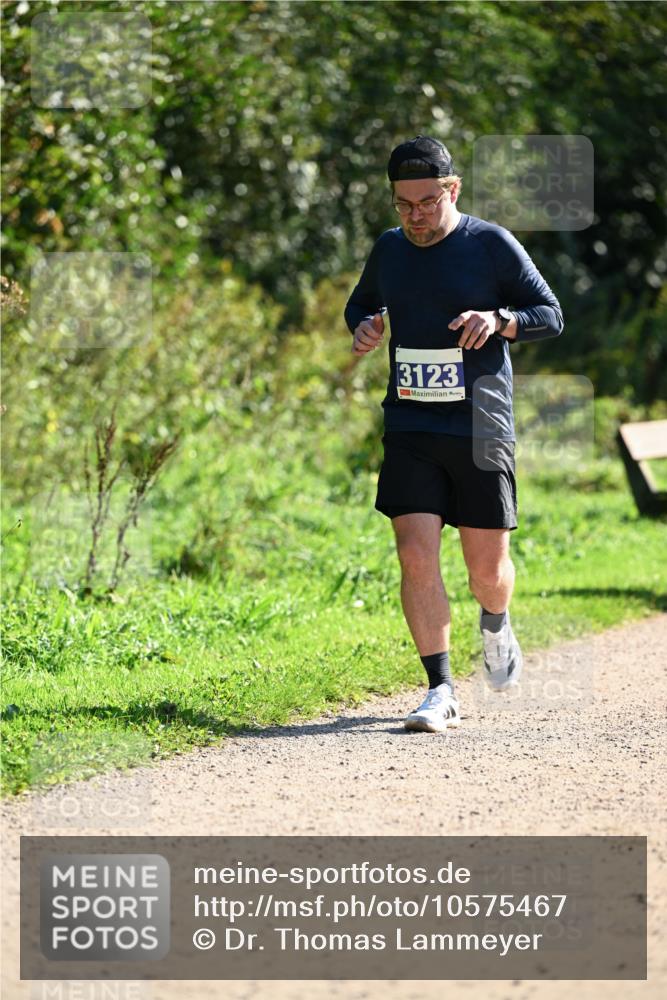 27.09.2026 - 35. Volkslauf durch das schöne Alstertal Dr. Thomas Lammeyer http://msf.ph/oto/10575467 27.09.2026 11:38:13 Laufen 3123 meine-sportfotos.de